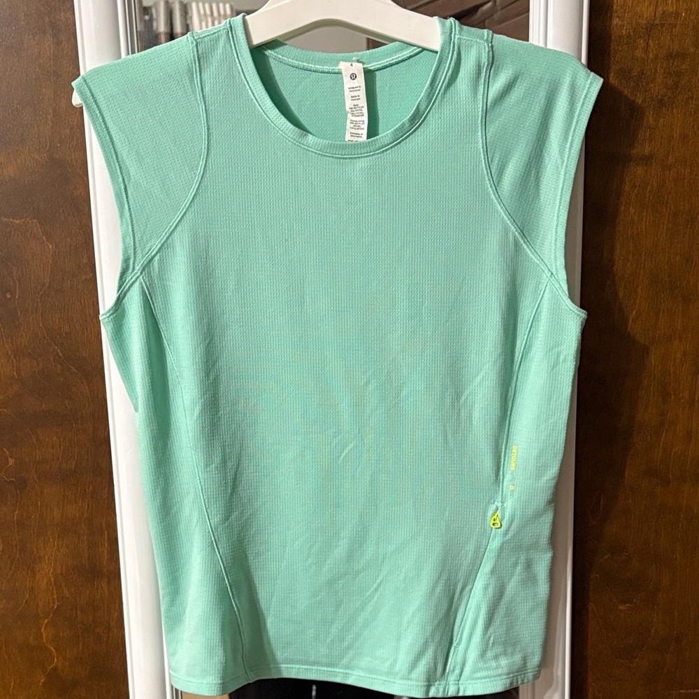 Lululemon Athletica Light Green Muscle Tee